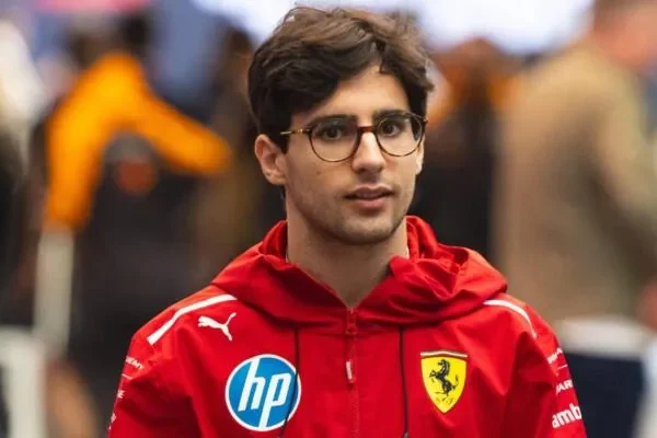 Rafael Câmara drives F1 for the first time in a private test in Hungary