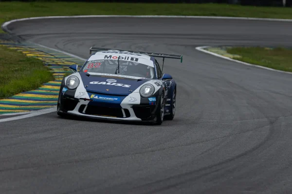 Campos celebrates victory in the Porsche Cup Challenge: "I started the year with grit"