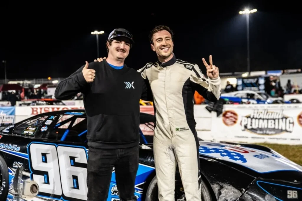 With a show of overtakes, Gabriel Casagrande takes second place on the oval in New Smyrna