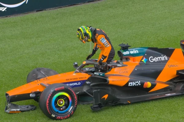F1: Piastri crashes on the way to the grid and is out of the Australian GP