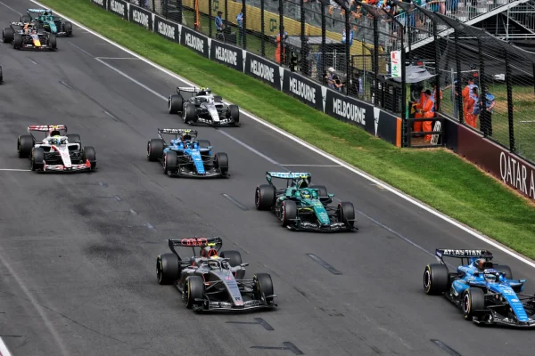 F1: Bortoleto praises result in Australia on social media: "Congratulations to everyone"