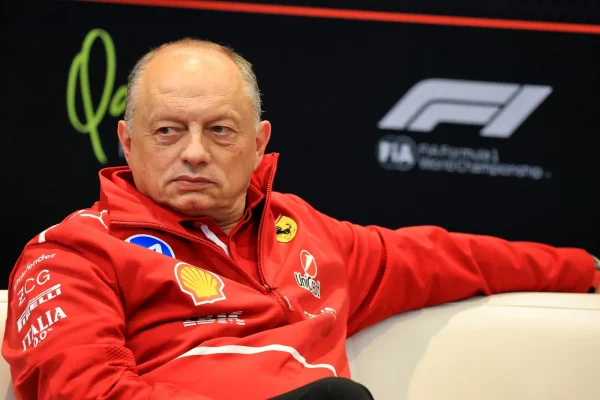 F1: Vasseur approves duel between Hamilton and Leclerc in China