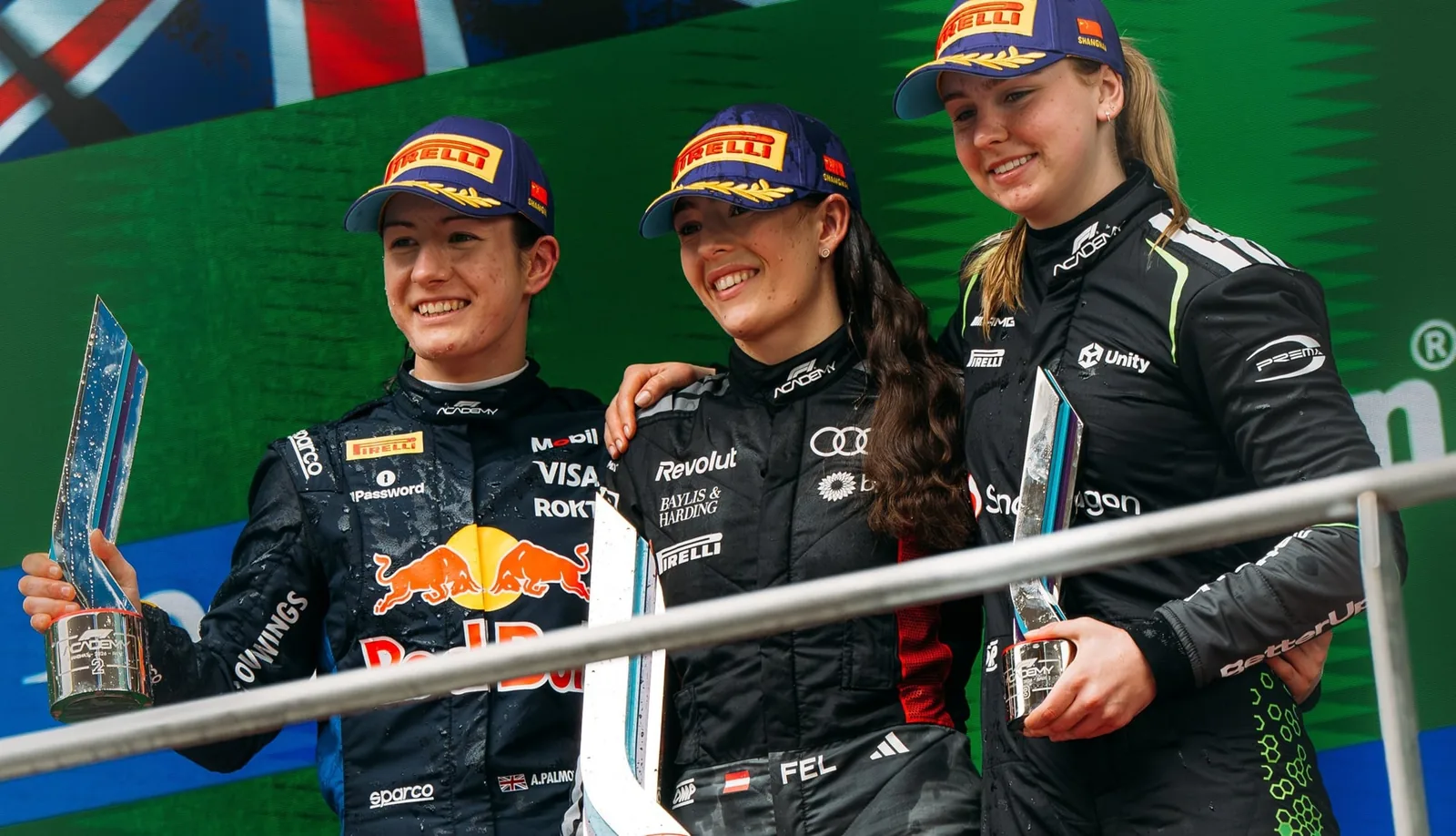 Gademan and Felbermayr win in F1 Academy in China