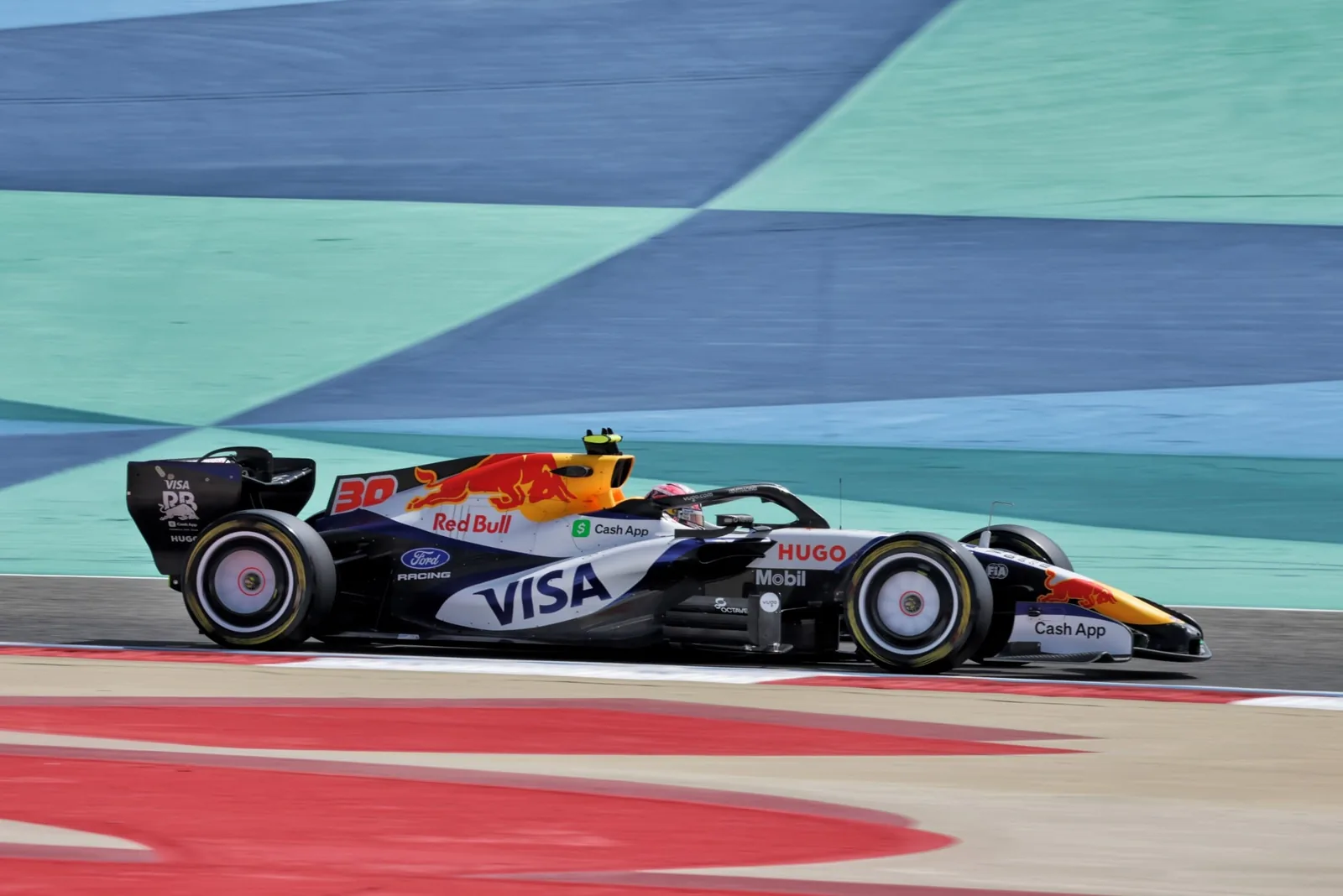 F1: Lawson reveals unexpected difficulty at Racing Bulls