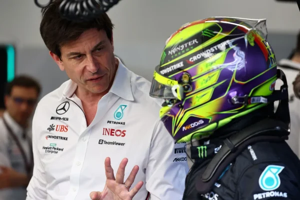 F1: Wolff reveals exchange of messages with Hamilton after good start to 2026