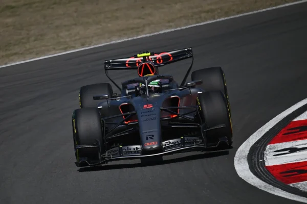 F1: Four drivers did not start the Chinese GP