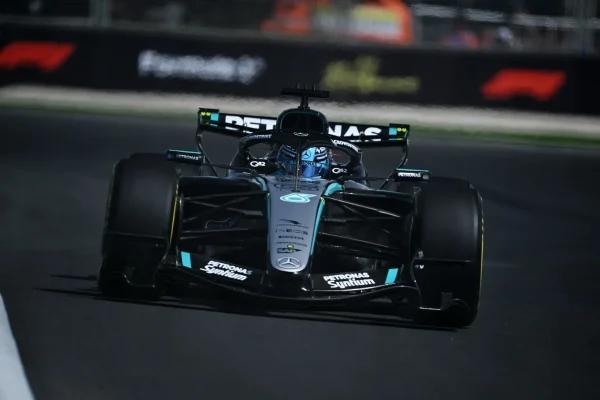 F1: Russell celebrates pole in Australia and aims for victory in the opener