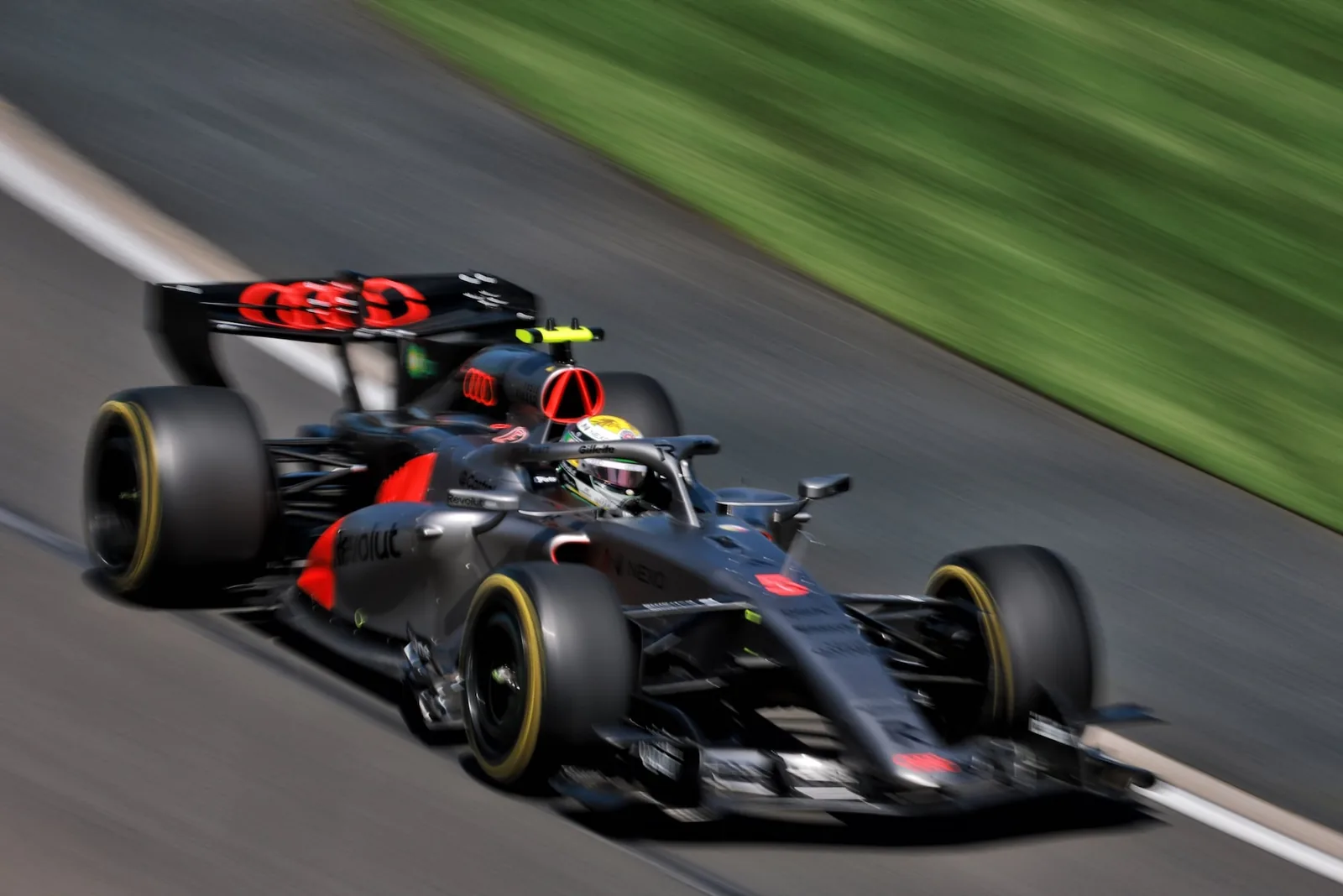 F1: Bortoleto reaches Q3, has a problem with Audi and starts 10th in Australia