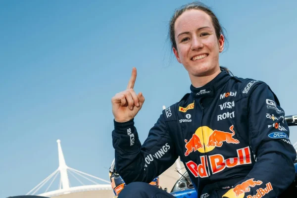 Alisha Palmowski is on pole for the F1 Academy Chinese GP; Rafa Ferreira is 5th