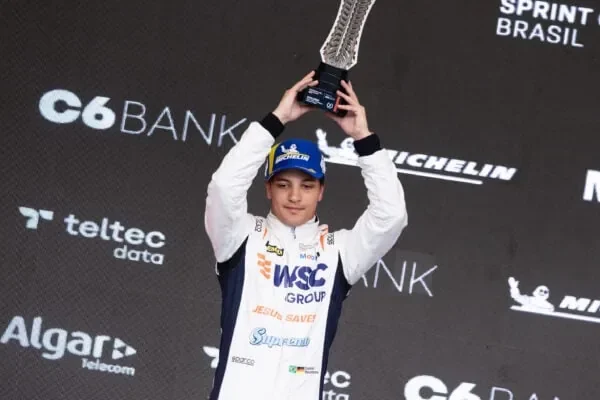 Stewards penalize Porsche #82 by 5s and Challenge victory goes to Neumann