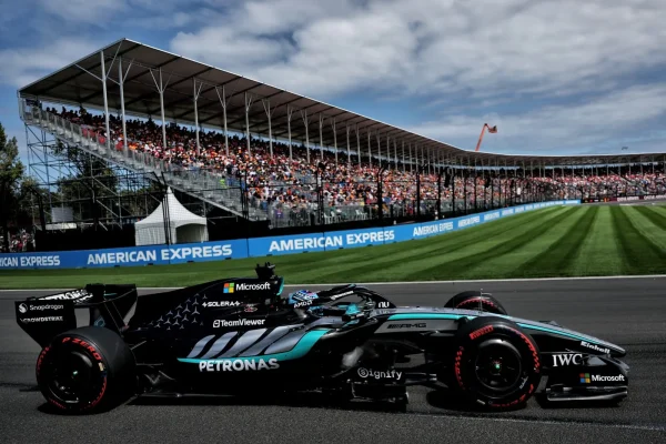 Russell takes pole for the Australian GP at the start of F1's new era