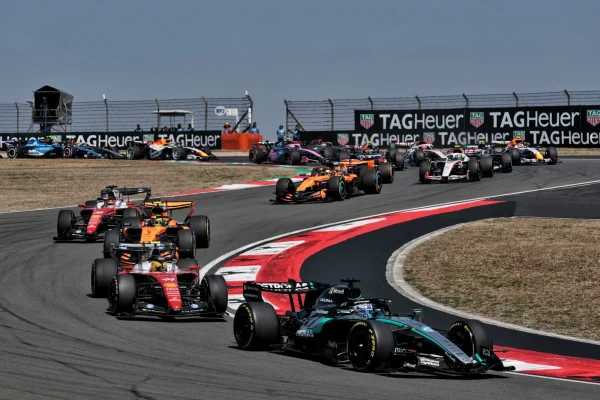 F1: Russell wins Chinese GP Sprint with Ferrari on the podium