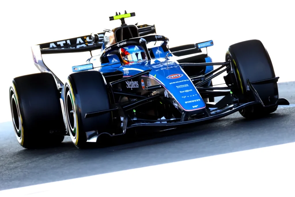 F1: Sainz diz que mudança de regulamento evidencia diferentes níveis do grid