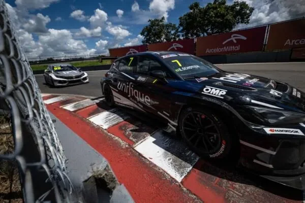 Erick Schotten highlights learning and evolution in his TCR Brasil debut