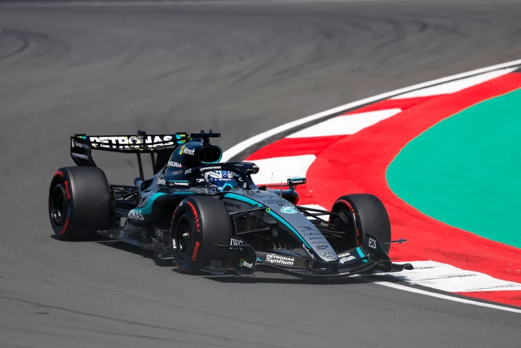 F1: Check out the images from the first day of the 2026 Chinese GP