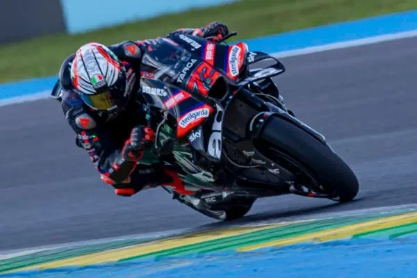 MotoGP: Bezzecchi takes the lead at the start, pulls away and wins Brazilian GP