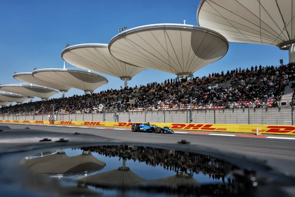 Alexander Albon (THA) Williams F1 Team FW48.