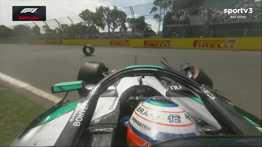 F1: Antonelli suffers heavy crash at the end of FP3 of the Australian GP
