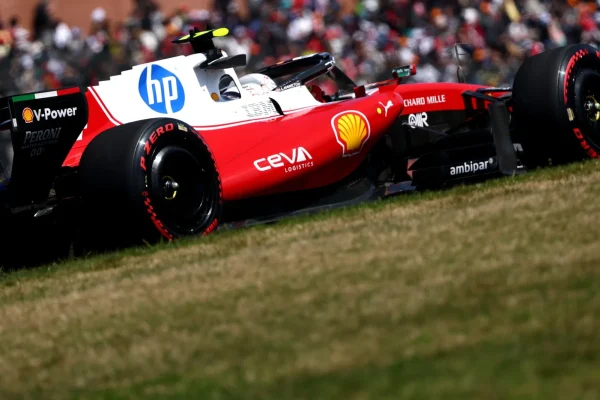 F1: Hamilton admits lack of confidence in Ferrari car at Suzuka
