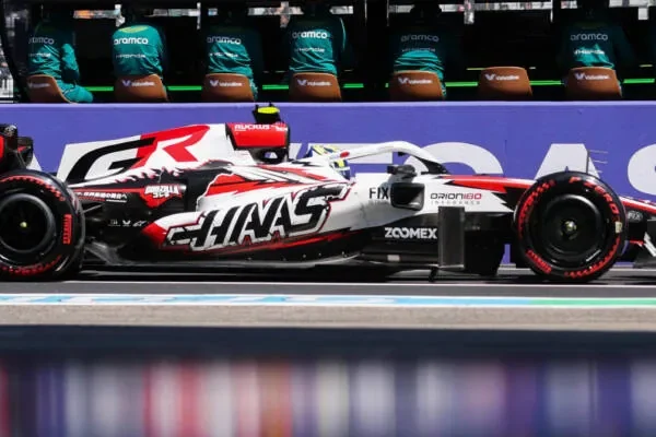 F1: Haas sees positive day after training in Japan: "A good start"