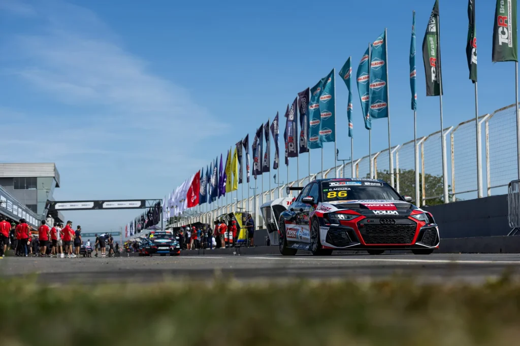 TCR South America: Trappa takes first victory in a hectic race in MG