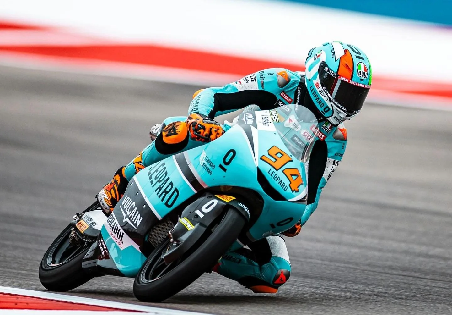 Pini takes advantage of rivals' mistake and wins Moto3 United States GP