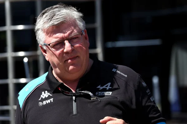 F1: Szafnauer, ex-Alpine, takes over as CEO of Formula 2 team