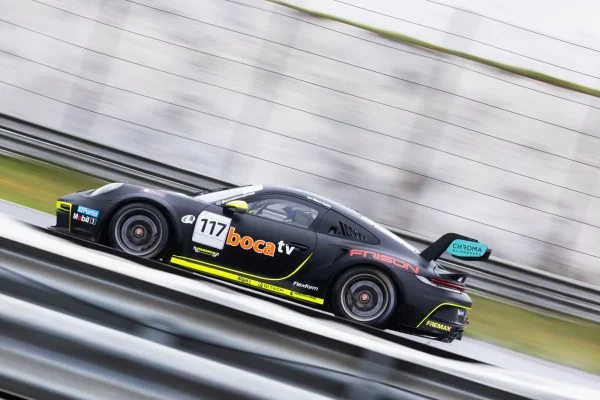 Porsche Cup: Fantin dominates and leads TL1 at Velocitta; Pipo Massa is first in Rookie
