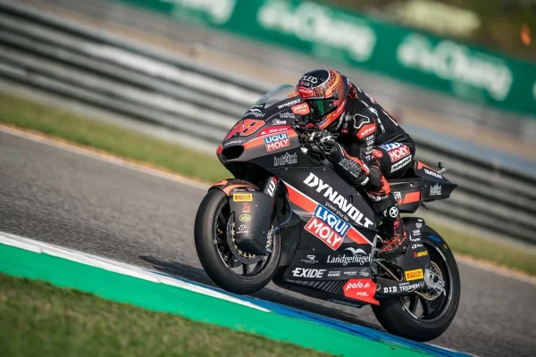González wins incident-packed Moto2 race in Thailand