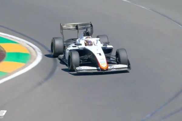 F3: Nael strikes at the end and takes pole in Australia