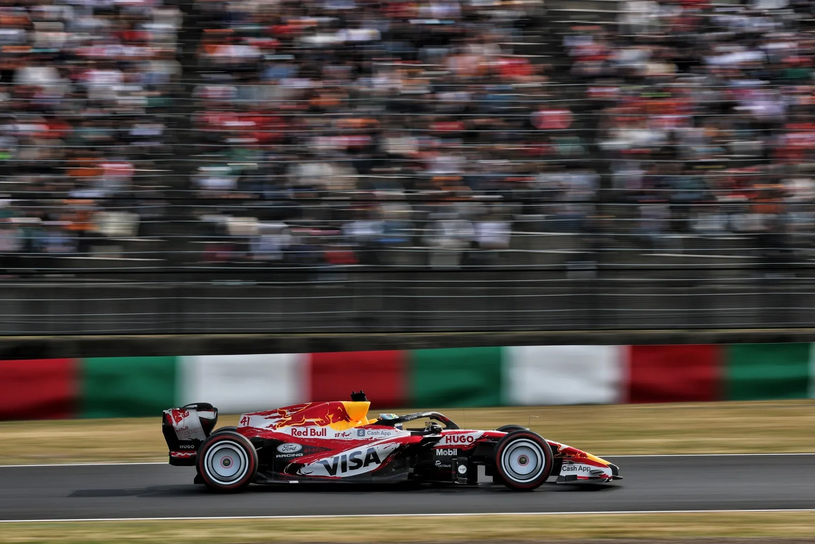 F1: Ex-champion sees risk of imbalance with shared team models