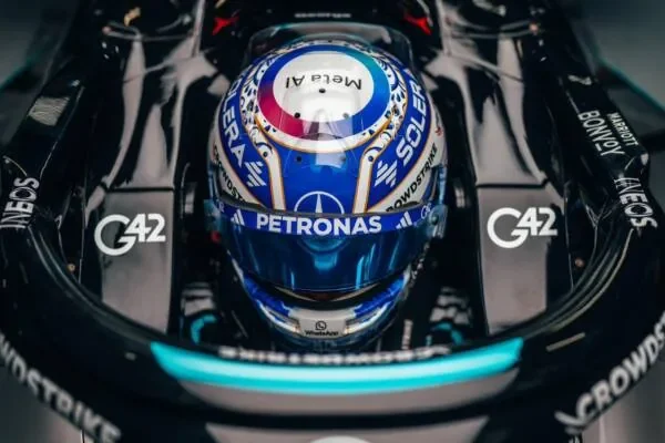 F1: Russell is on pole and leads a Mercedes 1-2 for the China GP Sprint race