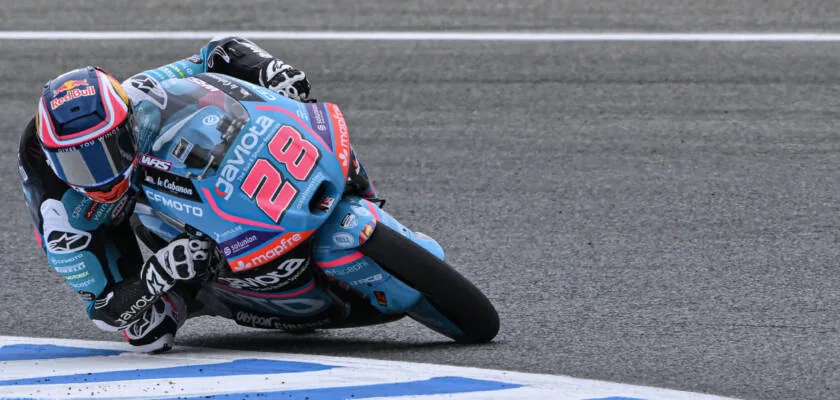 Moto3: Quiles leads Spanish one-two on Friday in Jerez