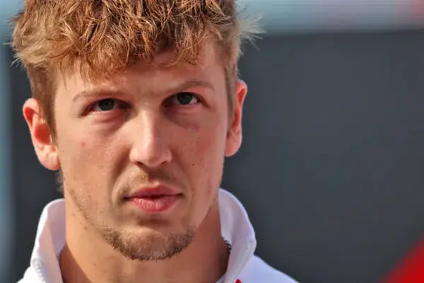 F1: Lawson criticizes Verstappen after contact at the Miami GP