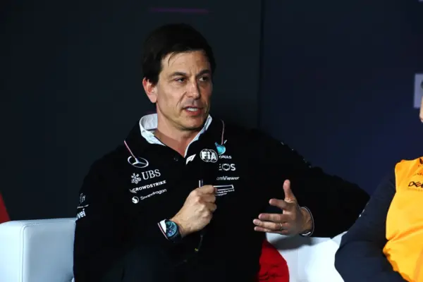 F1: Wolff cites responsibility and warns Mercedes drivers in title contention