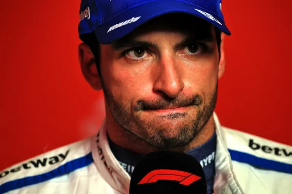 F1: Sainz calls out FIA after Bearman accident