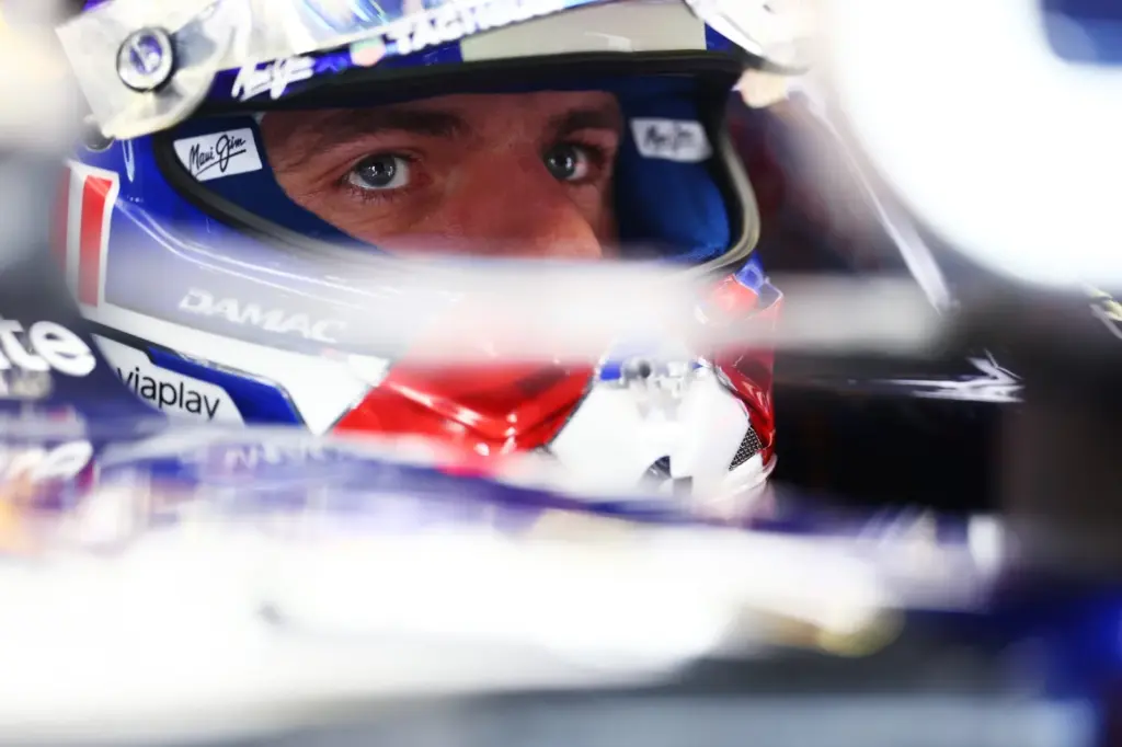 F1: Polêmica com Verstappen e jornalista britânico chega à FIA