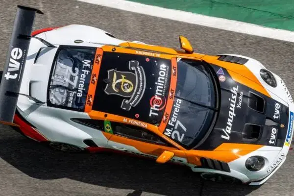 Matheus Ferreira garante top-5 na Áustria e celebra desempenho na Porsche Cup Alemã