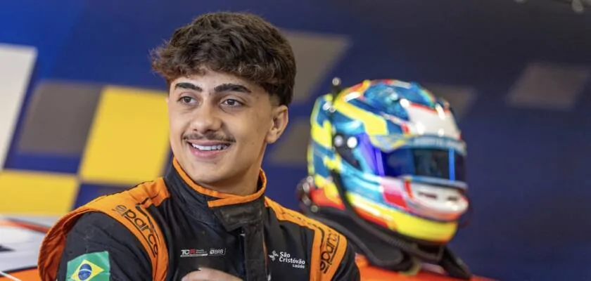 Gabryel Romano faces the second round of TCR South America at Interlagos