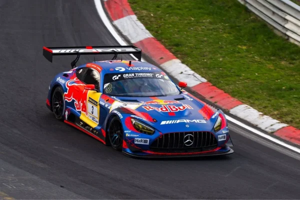 F1: Montoya criticizes Verstappen for racing with Mercedes cars in GT3