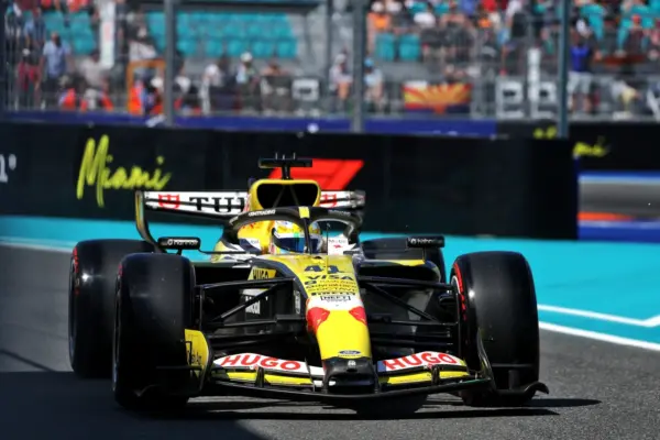F1: Lindblad laments problems that slowed progress in the season