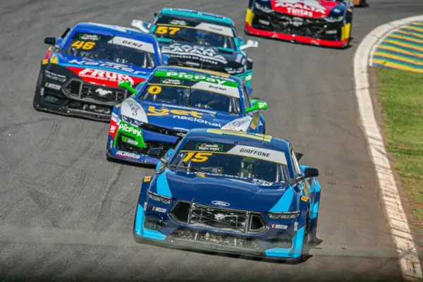 NASCAR Brazil: Tito Giaffone wins at Interlagos and completes a double victory for the Giaffone family