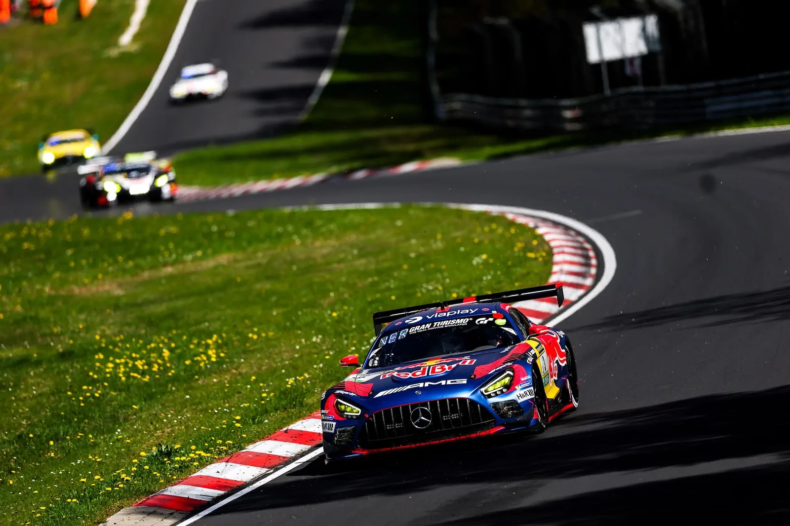Verstappen remains alive in the fight for pole at the 24 Hours of Nürburgring