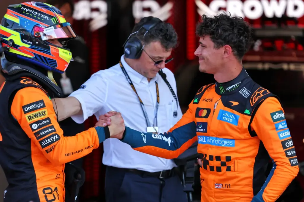 (L to R): Oscar Piastri (AUS) McLaren F1 Team with team mate and Sprint qualifying pole sitter Lando Norris (GBR) McLaren F1 Team in parc ferme.