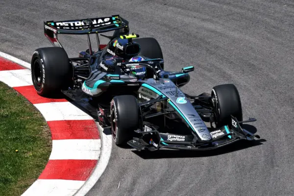 F1: Mercedes dominates in Canada, but Russell retires