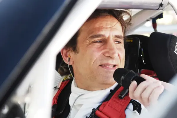 F1: Brundle pays emotional tribute to Alex Zanardi