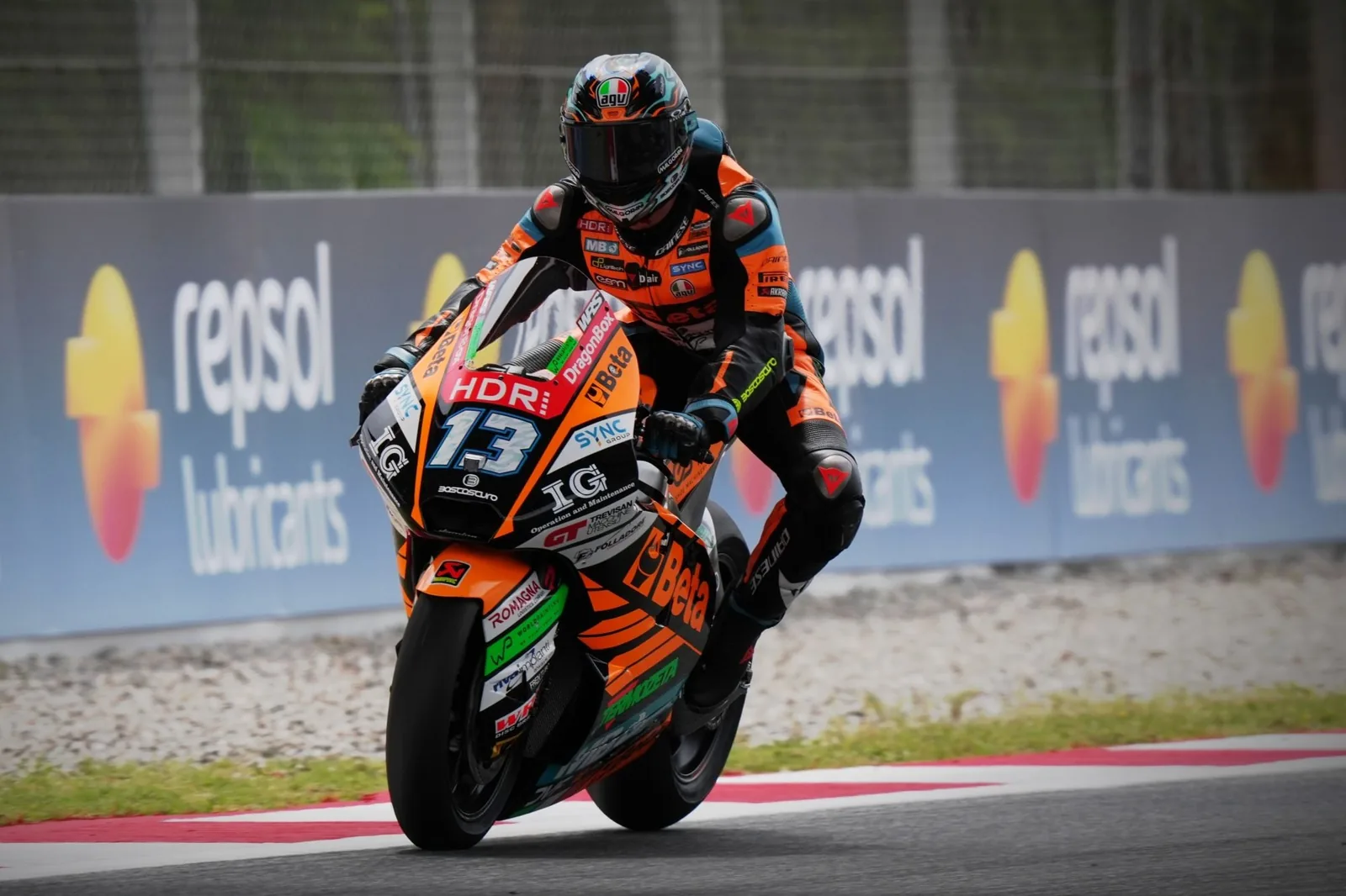 Moto2: Vietti takes pole position for the Catalonia GP