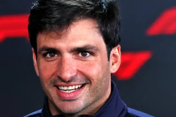 F1: Sainz sees Williams doing "the right things" after positive Miami