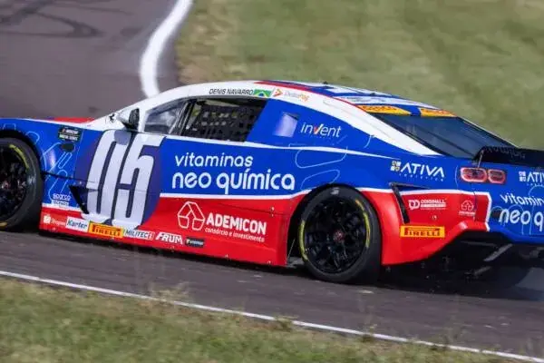 On a demanding track, Navarro looks for a reaction in the Cascavel stage of NASCAR Brazil