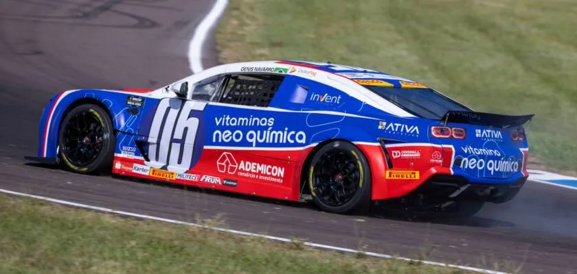 On a demanding track, Navarro looks for a reaction in the Cascavel stage of NASCAR Brazil
